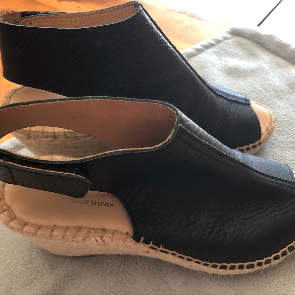 Andre’ Assous wedges made in Spain womens size 36 - Picture 2 of 5